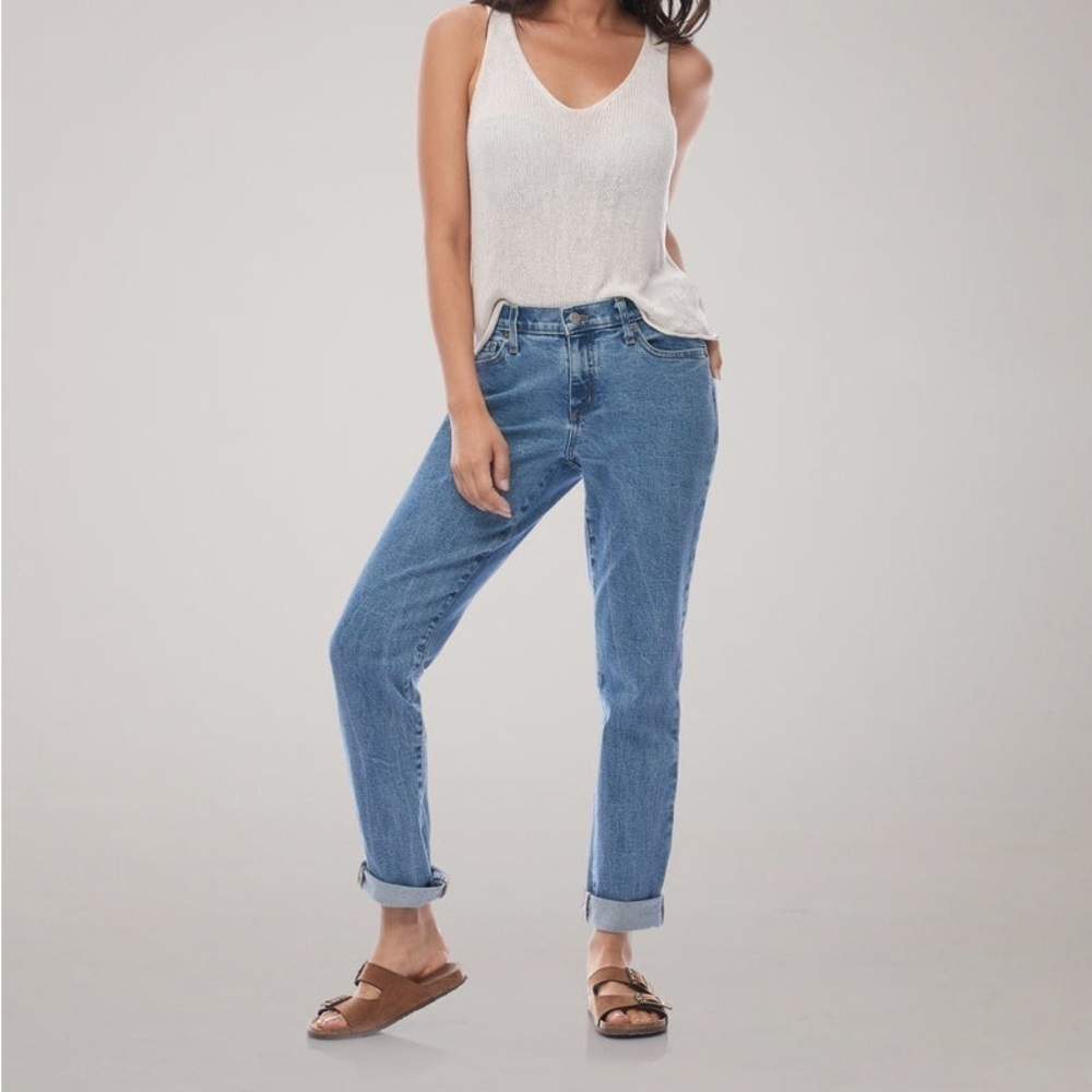YOGA Jeans • Malia relaxed slim jean